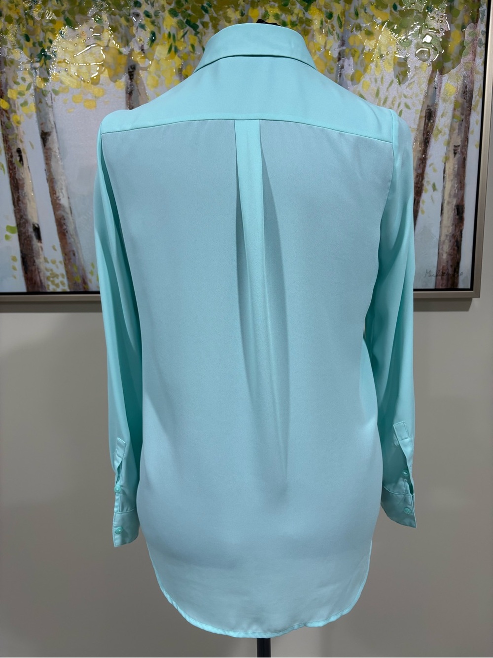 Apt. 9 Mint Button-Front Women's Blouse with Roll-Tab Sleeves - Picture 3 of 16